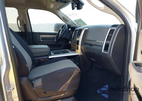 2018 Ram 2500 Big Horn 4X4 6'4 Box from USA, damaged, VIN 3C6UR5DL0JG110186